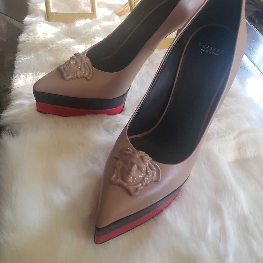 Versace pump - Picture 3 of 6